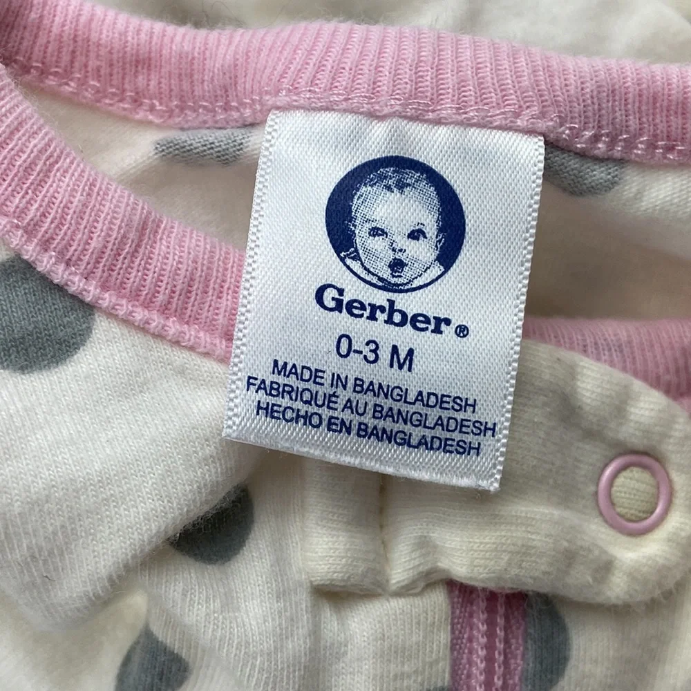 Lot of four (4) Baby Girl Gerber’s 0-3 month footie onesie pajamas